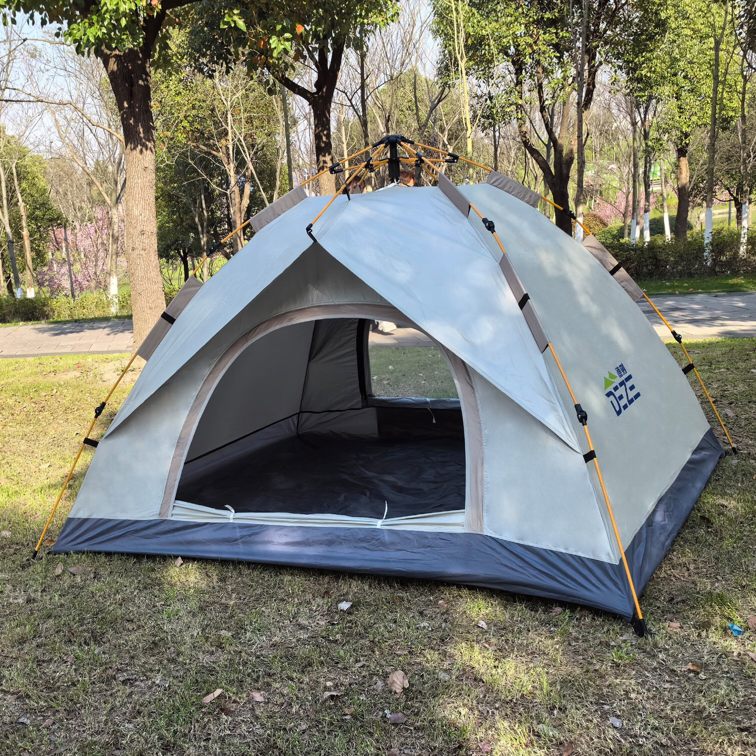 J-德则星瑞双层帐篷 户外帐篷户外野营帐篷露营帐篷 米色 聚酯纤维
DEZ-ZP55  210*200*135cm