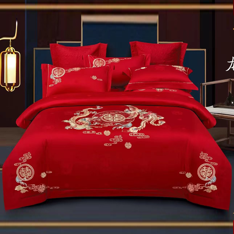 J-悠梦嘉居双锦磨毛工艺100%聚酯纤维床裙款婚庆四件套【被套200*230CM+床单250*250CM+枕套48*74CM*2】凤天喜运/尊龙贵凤YJ-13268
